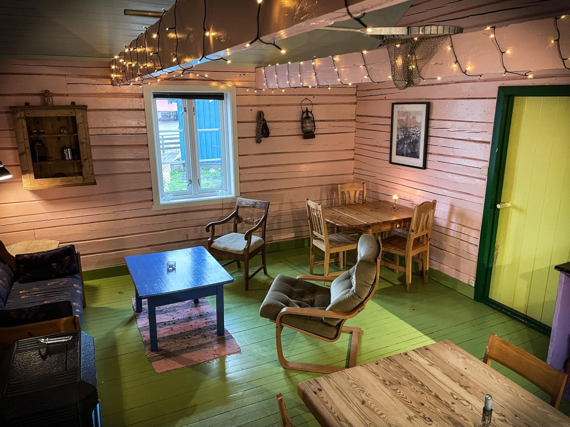 Kraemmervika Rorbuer - Rustic Cabins In Lofoten Болстад Екстериор снимка