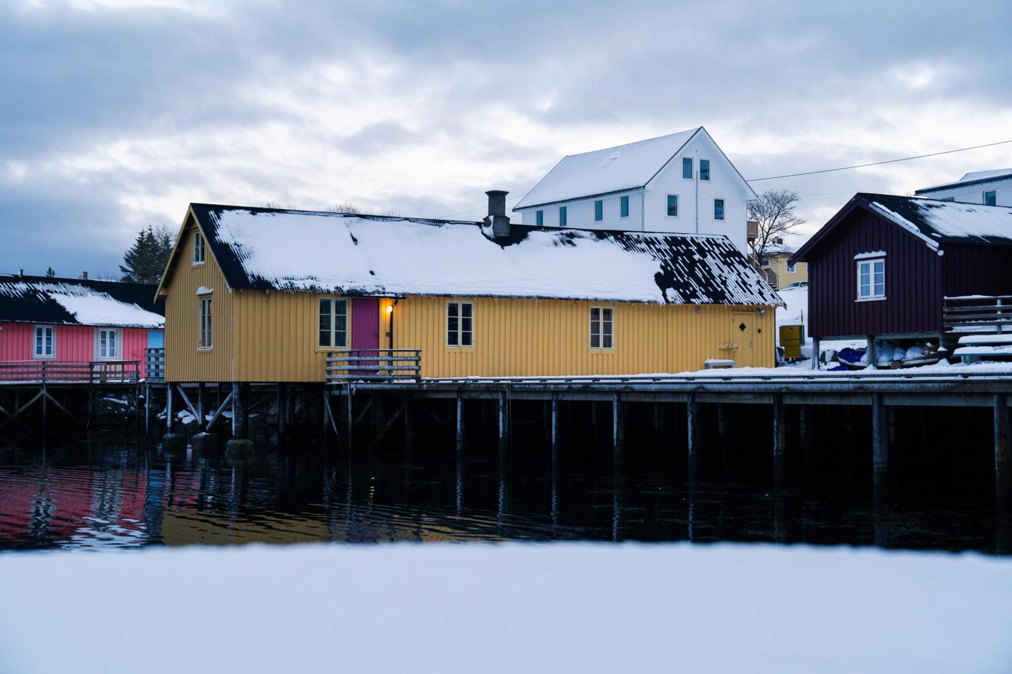 Kraemmervika Rorbuer - Rustic Cabins In Lofoten Болстад Екстериор снимка