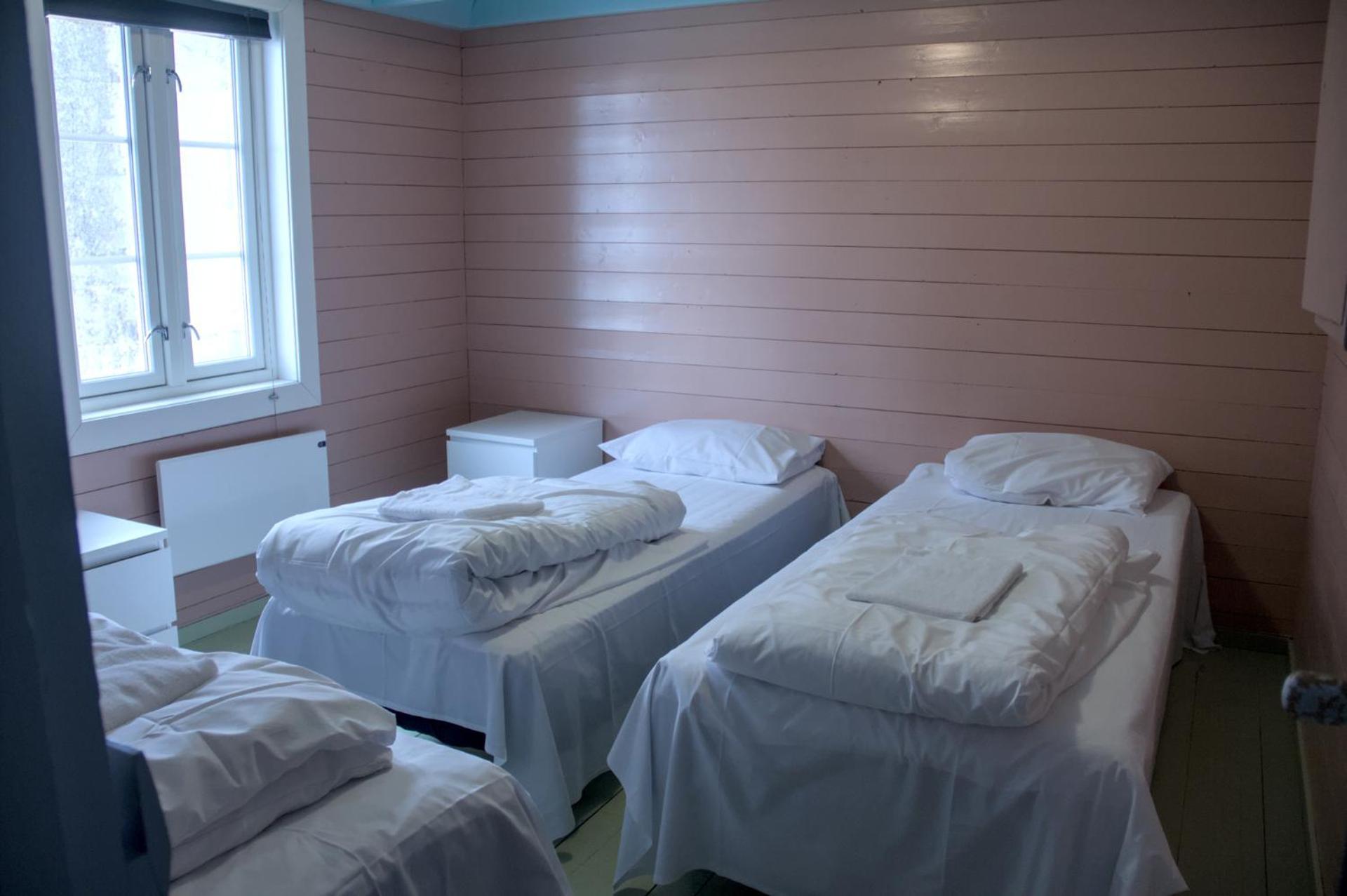 Kraemmervika Rorbuer - Rustic Cabins In Lofoten Болстад Екстериор снимка